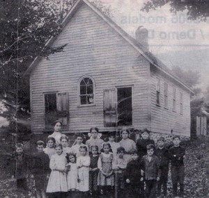 1670 Houseys Rapids Rd c 1915