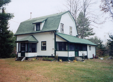 Housey - Hill house Housey's Rapids