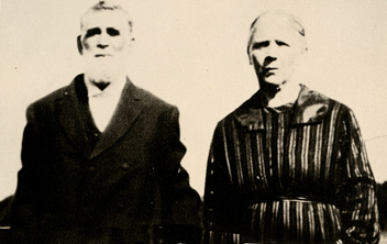 Robert and Elizabeth (Irving) McWade